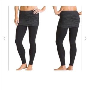 Athleta Yin Yang 2 in 1 Leggings